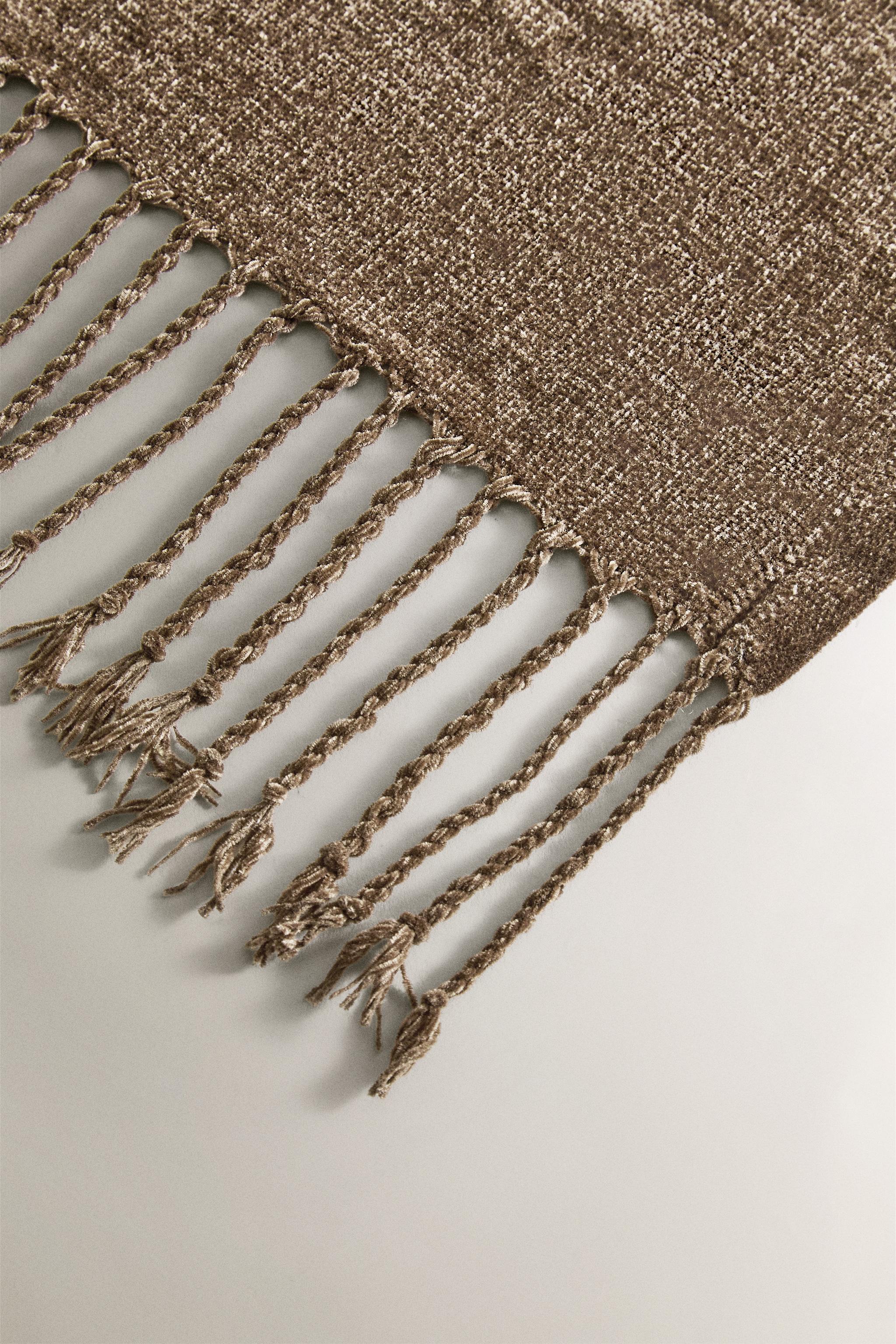 CHENILLE BLANKET